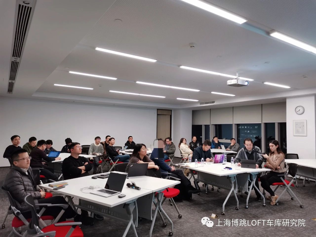 丽江杭州LOFT车库专题会